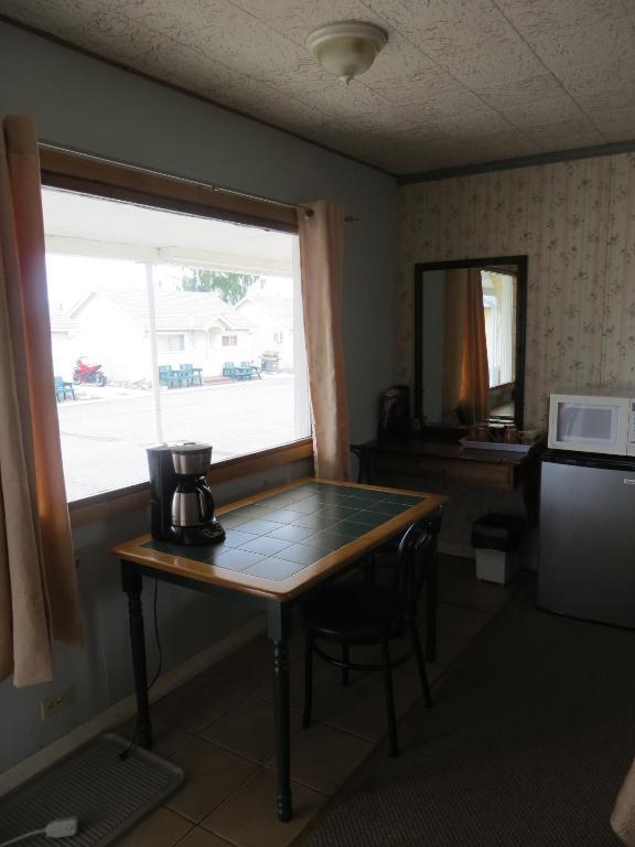 Fort Motel Fort Macleod Kamer foto
