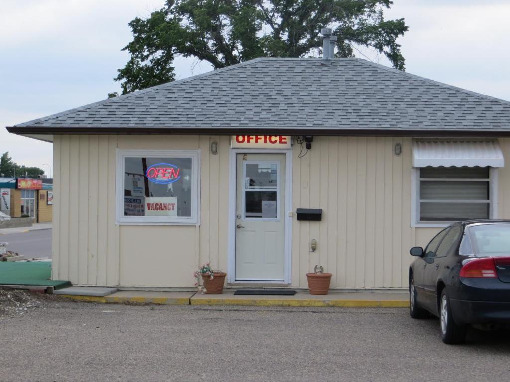 Fort Motel Fort Macleod Buitenkant foto