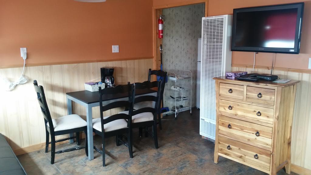 Fort Motel Fort Macleod Buitenkant foto